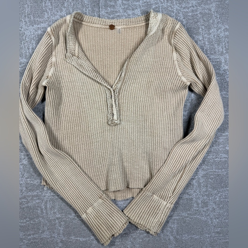 Free People Boho One Colt Thermal Waffle Knit Long Sleeve V-Neck Top Size Small